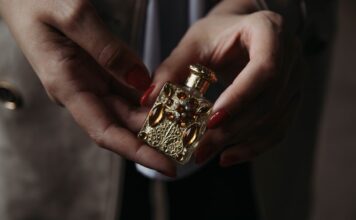 idealne perfumy, jak dobrać perfumy, perfumy a osobowość, rodzaje perfum, zapachy kobiece, zapachy męskie